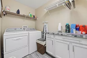 5698 Queen Victoria St, Groveport, OH 43125 - Photo 23