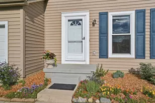 6430 Riverstone Dr, Columbus, OH 43228 - Photo 3