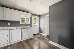2695 Linden Ave, Zanesville, OH 43701 - Photo 11