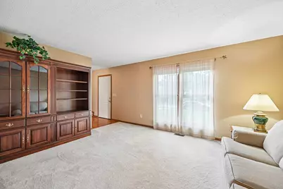 8459 Juniper Drive, Lewis Center, OH 43035 - Photo 7