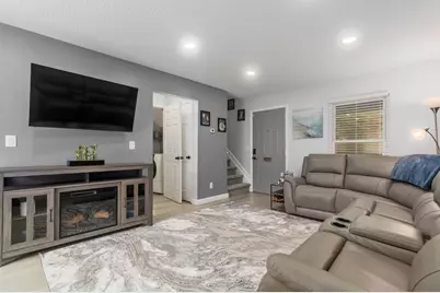 1642 Cindy Court #1642, Columbus, OH 43232 - Photo 5