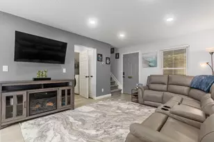 1642 Cindy Ct, Columbus, OH 43232 - Photo 5