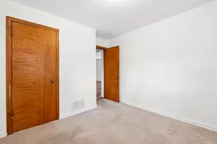 2802 Wildwood Rd, Columbus, OH 43231 - Photo 17