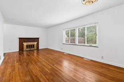 2802 Wildwood Road, Columbus, OH 43231 - Photo 9