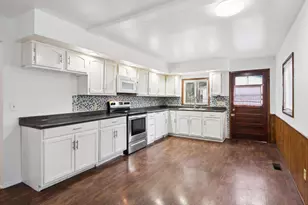 2802 Wildwood Rd, Columbus, OH 43231 - Photo 13