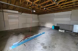 818 E Weber Rd, Columbus, OH 43211 - Photo 21
