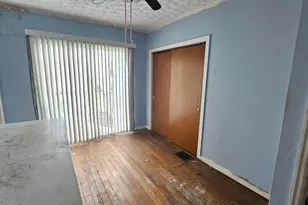 818 E Weber Rd, Columbus, OH 43211 - Photo 15