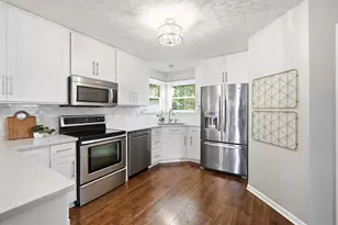 5733 Paul Talbott Cir, Grove City, OH 43123 - Photo 13
