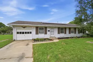 5 Winnipeg Pl, Washington Court House, OH 43160 - Photo 1