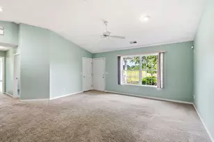 1290 Old Pond Dr, Marion, OH 43302 - Photo 9