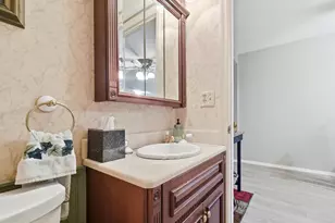 639 Dlyn St, Columbus, OH 43228 - Photo 13