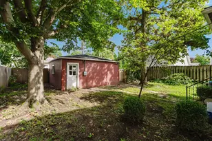 896 S Cassingham Rd, Bexley, OH 43209 - Photo 53