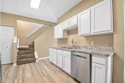 185 W Locust Street, Newark, OH 43055 - Photo 9