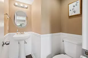 6240 Wrothston Dr, Columbus, OH 43228 - Photo 17