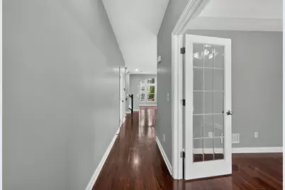 2642 Schehl Drive, Columbus, OH 43219 - Photo 15