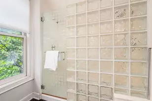 36 E Kossuth St, Columbus, OH 43206 - Photo 25