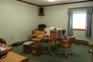 1361 Johnson Pl, Washington Court House, OH 43160 - Photo 9