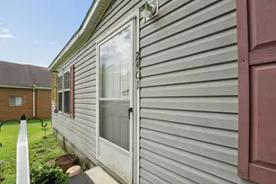 2401 Massieville Rd, Chillicothe, OH 45601 - Photo 5