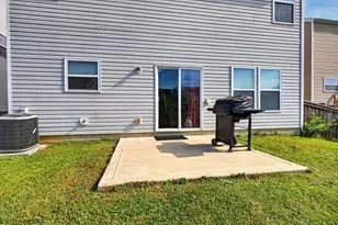 6365 Oak Trail Dr, Galloway, OH 43119 - Photo 17