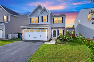 6365 Oak Trail Dr, Galloway, OH 43119 - Photo 1