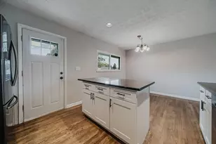 5135 Fairlane Rd, Columbus, OH 43207 - Photo 7