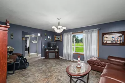 831 N Crestline Street, Crestline, OH 44827 - Photo 3
