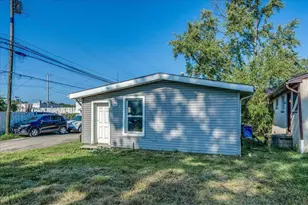 2445-2447 Hiawatha St, Columbus, OH 43211 - Photo 3