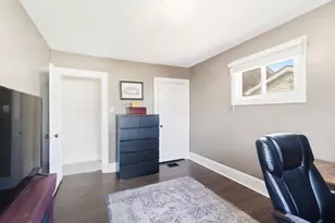 1379 S 5th St, Columbus, OH 43207 - Photo 33