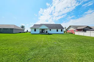 160 Halliday Wy, Washington Court House, OH 43160 - Photo 11