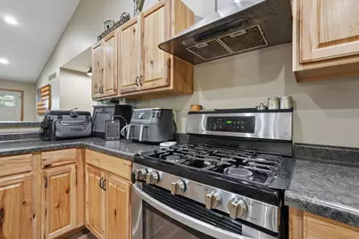 9133 Greeno Street SW, Stoutsville, OH 43154 - Photo 17