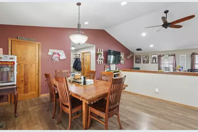 9133 Greeno Street SW, Stoutsville, OH 43154 - Photo 11