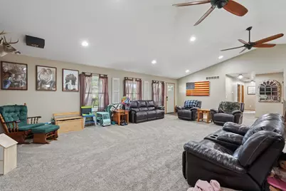 9133 Greeno Street SW, Stoutsville, OH 43154 - Photo 9