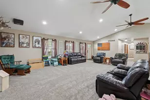 9133 Greeno Street SW, Stoutsville, OH 43154 - Photo 9