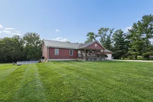 9133 Greeno Street SW, Stoutsville, OH 43154 - Photo 3