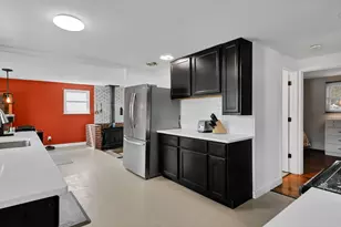 6075 Burnley Square E, Columbus, OH 43229 - Photo 9