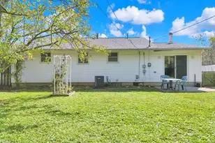 6075 Burnley Square E, Columbus, OH 43229 - Photo 43