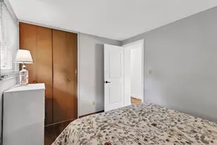 6075 Burnley Square E, Columbus, OH 43229 - Photo 23