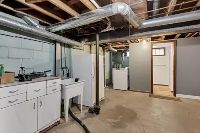 6075 Burnley Square E, Columbus, OH 43229 - Photo 35