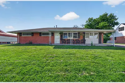 899 W Stephen Drive W, Columbus, OH 43204 - Photo 1