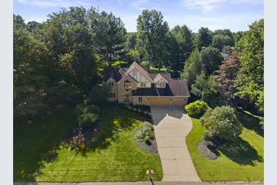 8860 Shenandoah Drive NW, Pickerington, OH 43147 - Photo 3