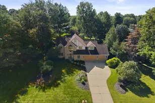 8860 Shenandoah Dr NW, Pickerington, OH 43147 - Photo 3
