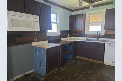 260 W Angle Avenue, Logan, OH 43138 - Photo 7