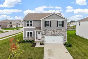 486 Melissa Dr, Plain City, OH 43064 - Photo 1