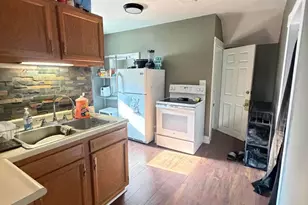 918 Main St, Coshocton, OH 43812 - Photo 7