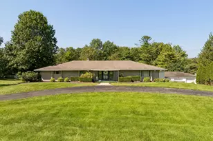 121 Hubbard Rd, Galloway, OH 43119 - Photo 1