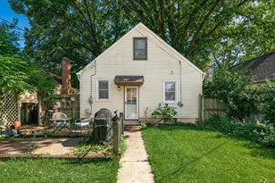 128 E Royal Forest Blvd, Columbus, OH 43214 - Photo 41