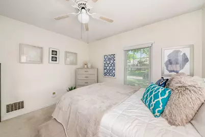 128 E Royal Forest Boulevard, Columbus, OH 43214 - Photo 19