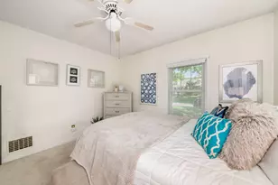 128 E Royal Forest Blvd, Columbus, OH 43214 - Photo 19