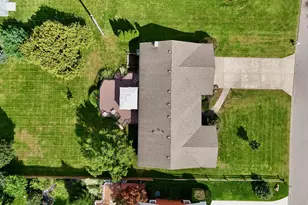 2074 Coldspring Dr, Lancaster, OH 43130 - Photo 3