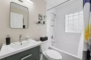 614 E Royal Forest Blvd, Columbus, OH 43214 - Photo 19